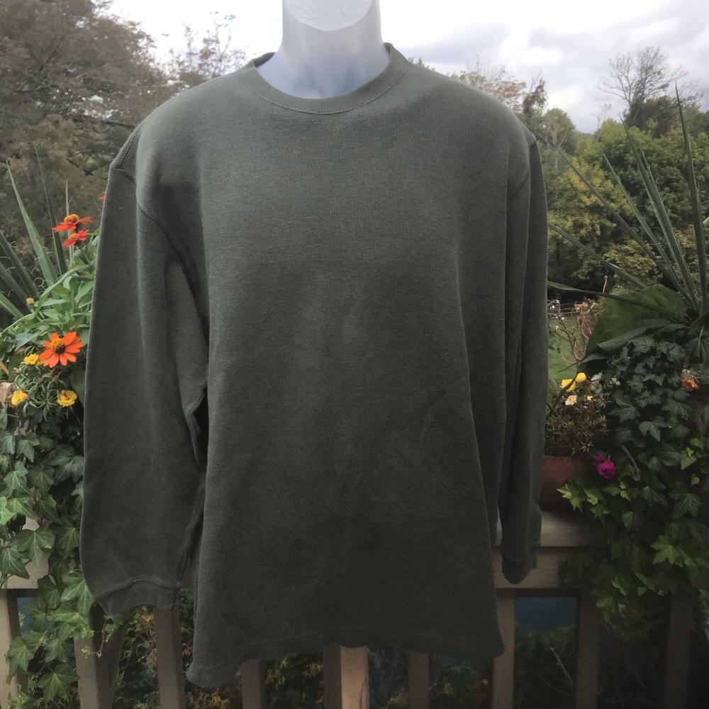 Banana Republic Mens olive color pullover, size XL